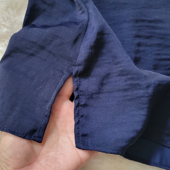 Vince Camuto Blue Sleeveless Fitted Tank Top - Picture 5 of 5